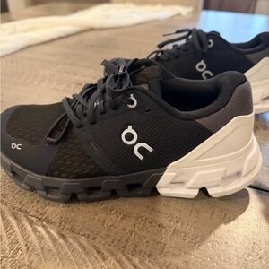 On Running Cloudflyer 5 Women's Sneakers Black White